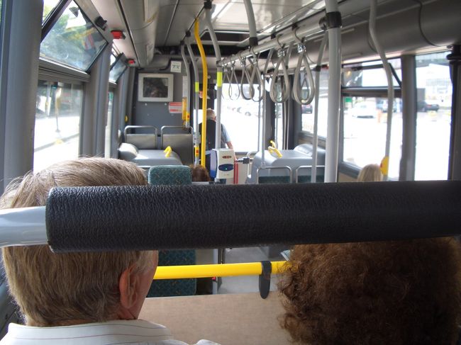 ﾛｰｶﾙﾊﾞｽに乗って、2,30分のところにある Estonian Open Air Museumへ！ちなみにﾀﾘﾝｶｰﾄﾞを使えば、ﾊﾞｽもﾄﾗﾑも乗り放題！