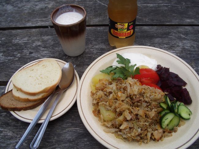 ｵｰﾌﾟﾝｴｱﾐｭｰｼﾞｱﾑ！<br />ｷｬﾍﾞﾂｼﾁｭｰ、ｴｽﾄﾆｱ伝統の発酵飲料を夕食に。