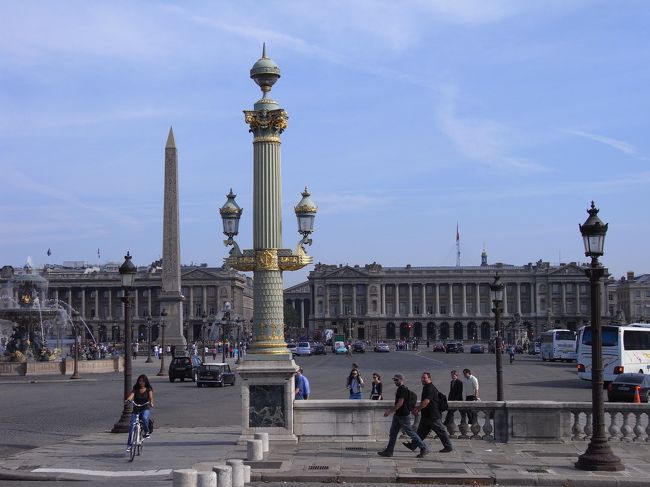 モネの絵は<br />初めから好きだったわけではありません。<br />どちらかというとコローやクールベの方が好きでした。