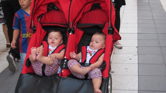 ツインズちゃんがCuteなので、ついつい写真を撮らせて頂きました。<br /><br />ってことでこれにてストックホルム観光終了！