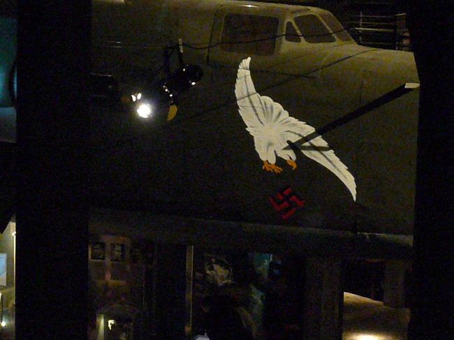 ナチスのマークがついています。<br /><br />ワルシャワ蜂起博物館は以上です<br />。<br />