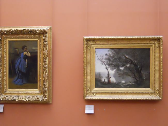 なかなか熱心な奴。よしオイラが教えてあげよう。<br />そんなときは　ドウイタシマシテ　って言うの！<br />？？？ドウイタマシマシ、、、？？？<br />違う！三つに分けて覚えなさい！<br />ドウ　イタシ　マシテ　はい、言ってごらん。<br />ドウイタシ、、、ぶつぶつ言いながらなんかメモしてる。<br />皆さん！ルーブルで上手に　どういたしまして　って言える好青年いたらオイラの弟子です。