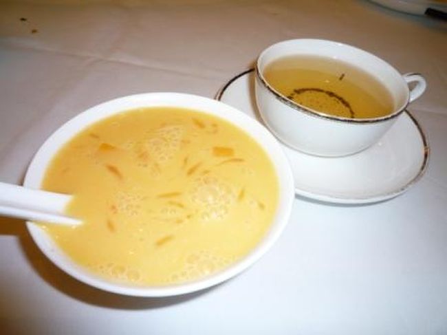 デザートが超おいしかった！<br />タピオカだったんだけど、マンゴークリーム＆グレープフルーツジュースでさわやか！<br /><br />鉄観音茶も忘れずにね！