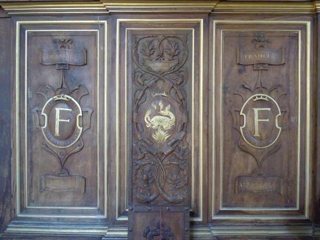 フランソワ一世のF。