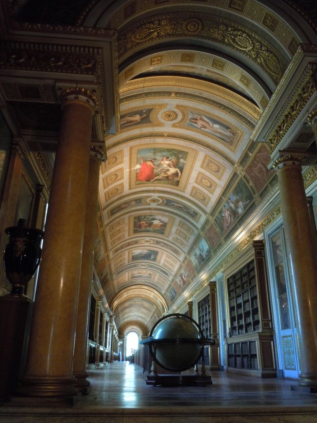 ディアナの回廊。