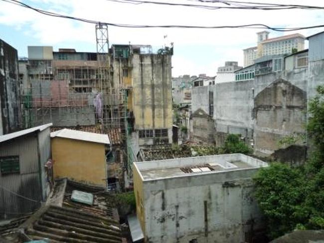 広場に戻る途中に発見。<br />こういうところは、何となくやっぱアジアだよね。。