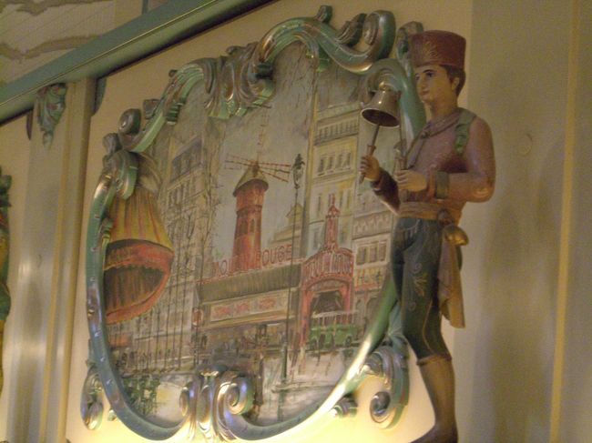 -河口湖オルゴールの森-<br /><br />すばらしい壁にかかっているオルゴールの音で踊ってくれる人形達...