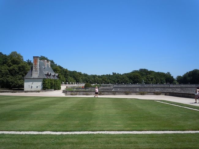 地下に調理場があったんだけど<br />時間の都合上、見れず・・・<br /><br />ツアーは楽ちんだけどこういうところが残念。