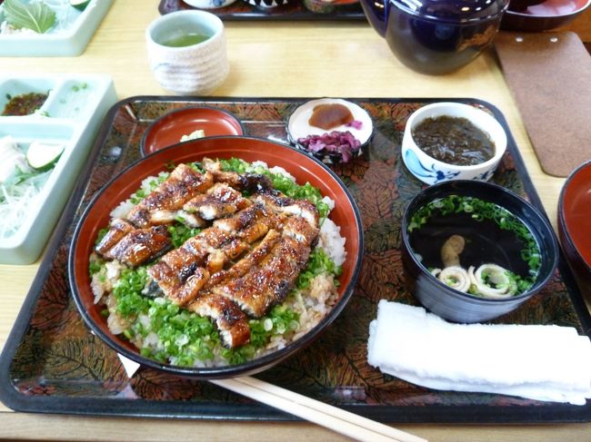 お昼御飯はうなぎ