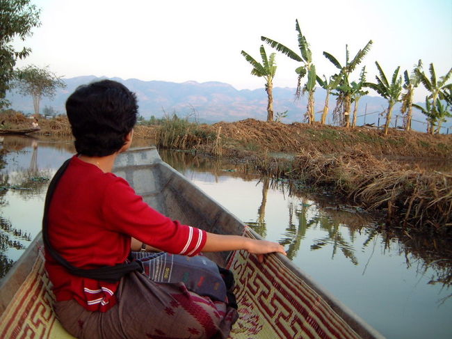 ガイドさん。<br />とっても優しい方でした。<br /><br />日本に帰ってからも手紙を、そして私がアメリカに行ってからもメールでやり取りをしていました。<br /><br />2007年の反政府デモ依頼、メールアカウントも閉鎖されて手紙も届かなくなったのが心配です・・・