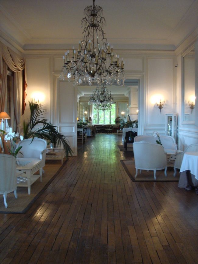 何度来ても見とれてしまう素敵な廊下♪<br />こんな所に住めたらいいなぁ^^*