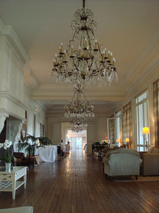 廊下の奥から･･･