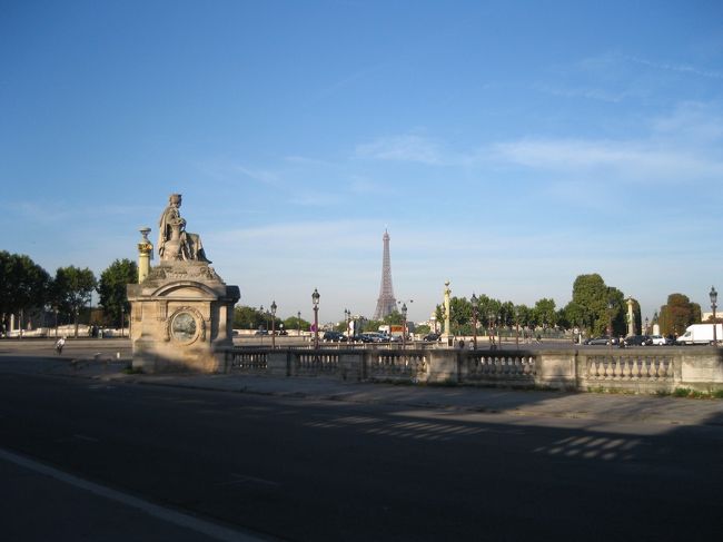 ４日目は終日フリー。<br />ホテルから最寄りのCour St Emillion駅へはバスを使わないと出られません。バス→メトロを乗りついでコンコルド駅へ到着。<br />バスやメトロ楽しい！地元民になった気分でワクワク☆