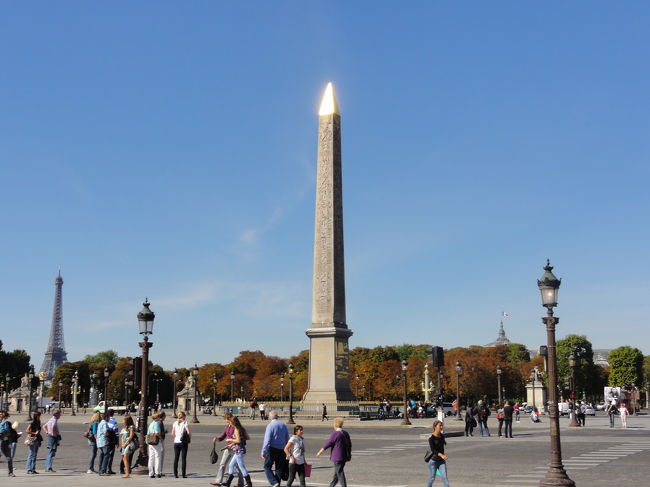 オリベスクの先端の輝きにより時間を推測したそうです。