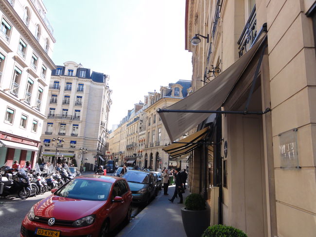 ゴヤールで買い物。