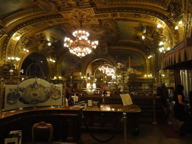 パリの最終日の夕食をこの店で戴けた事は幸せです。