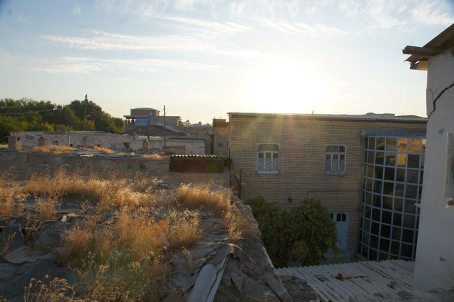 宿から朝日が見えますね。