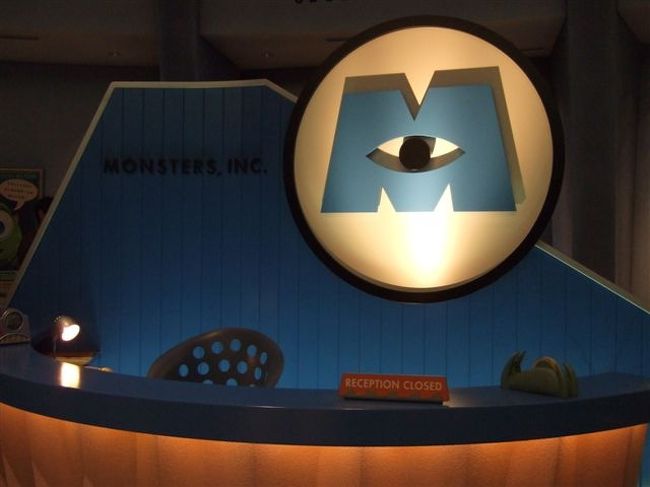 ん〜。。。<br />ちょっと期待ハズレ。。。<br />小さい子にはいいかも<br /><br />