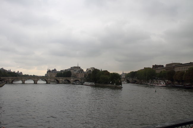 世界遺産のセーヌ川とパリの始まりシテ島