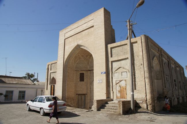 特に見所では無くても、イスラームの建物沢山。