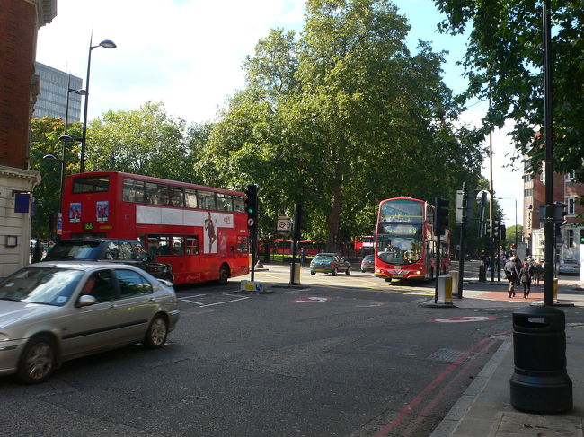 身軽になったところで早速街歩き。