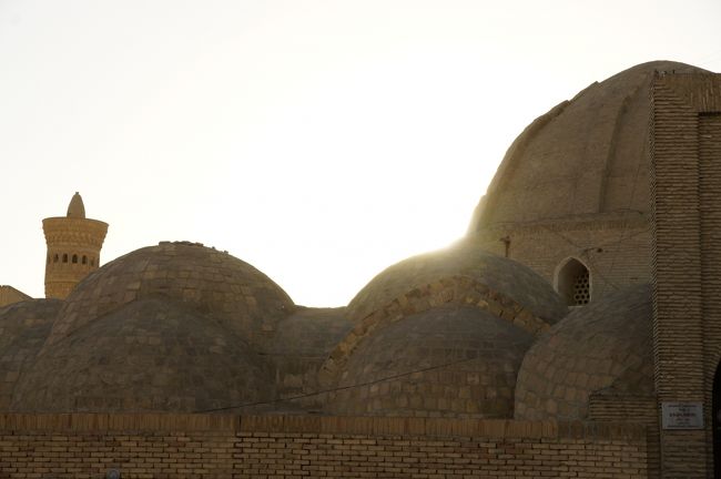 えぇ感じに暮れて行きますが、結局、見晴らしの良さそうな所は見つからず。