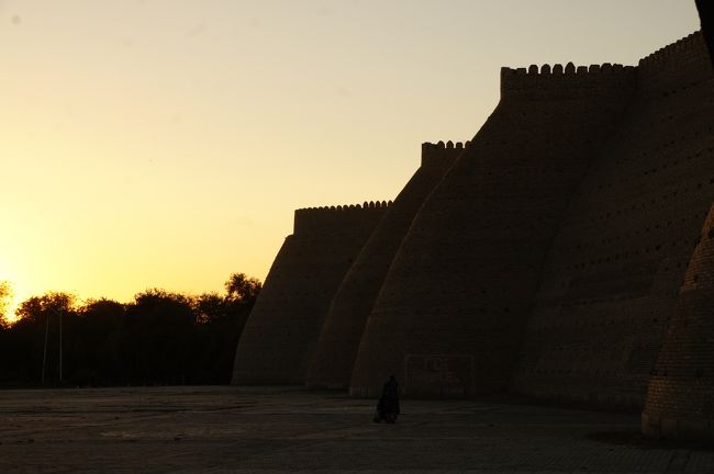ここまで来ても、夕陽スポット見当たらんね。
