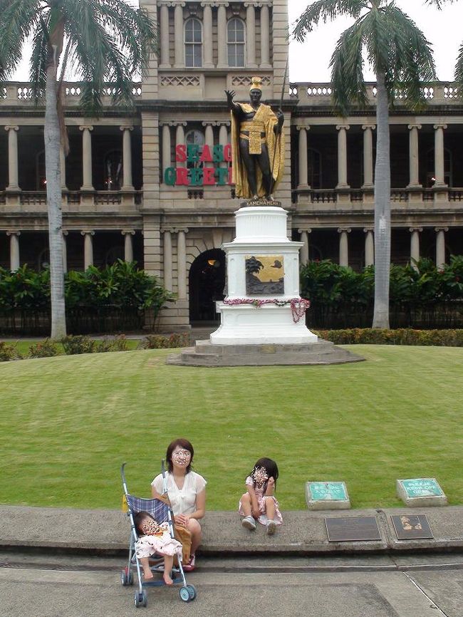 カメハメハもクリスマスバージョンでした。<br />モヤモヤで行っていた「ぬしかんさん」がいるハワイ出雲大社もこの近くです。