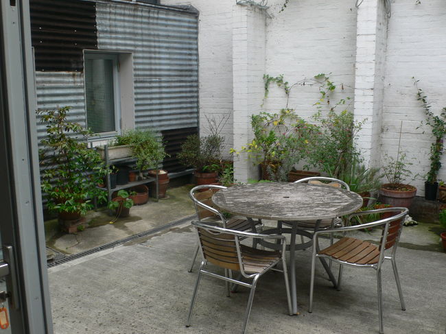 ここで朝ご飯食べたら気持ちよさそう。