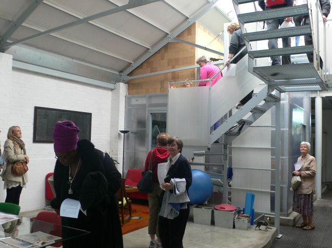 キッチンスペースを出て、2階へ。