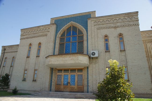 他にも色々と建物が有って、