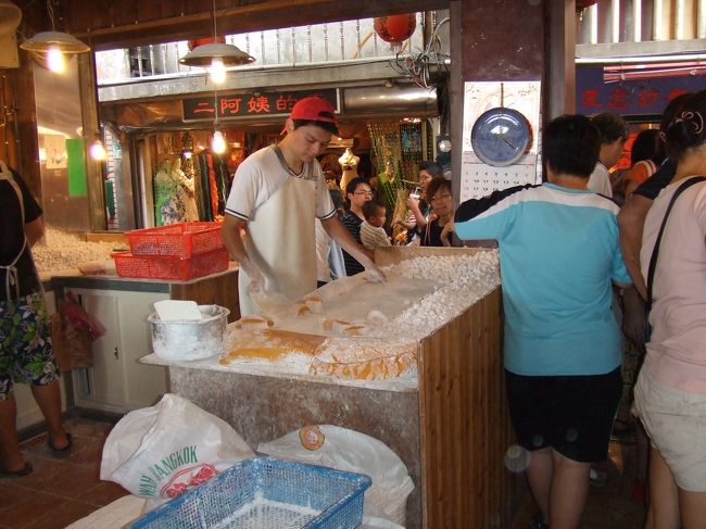 作っている様子。