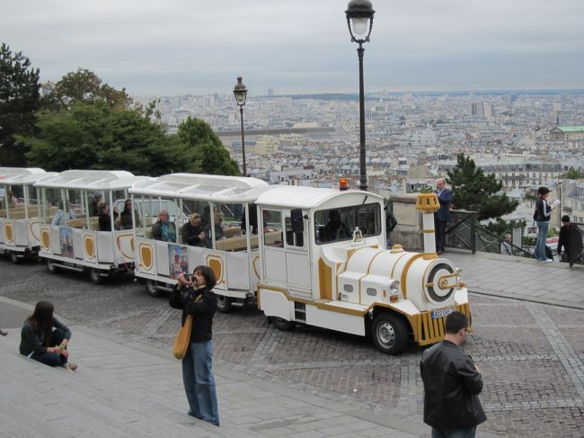 カワイイ電車「プチトラン」が走ってる