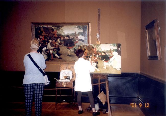 ブリューゲル（父）の「農民の結婚式」の模写をしている人がいました。<br /><br />上手です！