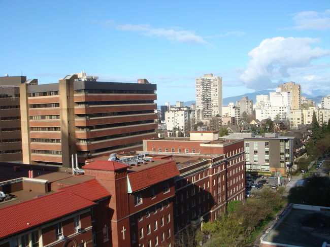 滞在中、天気はまちまち。<br /><br />晴れるとやっぱり気持ちがアガル。<br />写真はホテルの部屋から。
