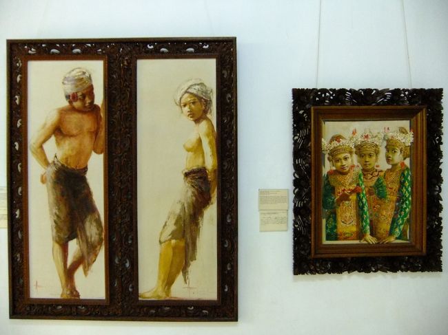 よく紹介されているのが左の絵<br />アブドゥル・アジズ「引かれ合う心」