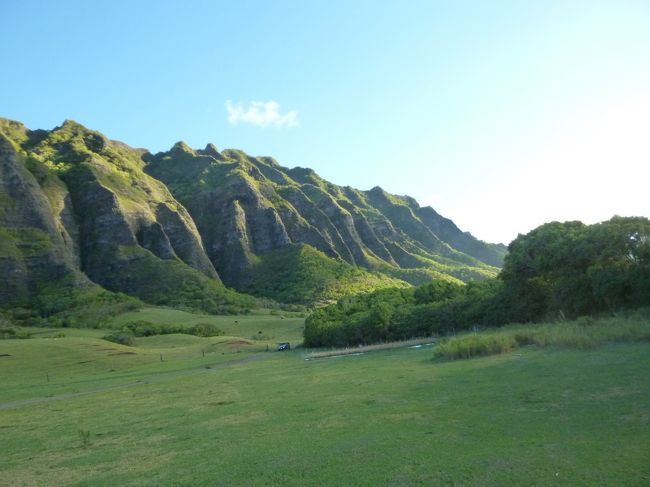 海沿いの道を抜けると<br /><br />こんなひらけた景色<br /><br />
