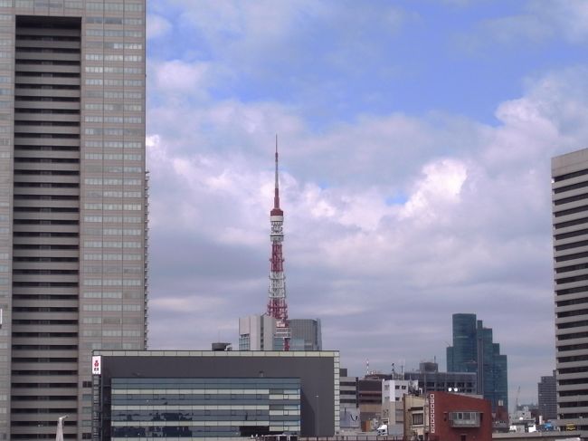 そして、現役の東京タワーも見える。