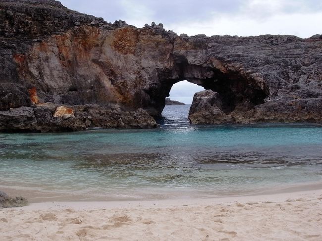 写真でおなじみのこの景色、やってきたぞー。<br />ちょっと太陽パワーが足りなくって、キラキラ感に欠けますが。。。<br />