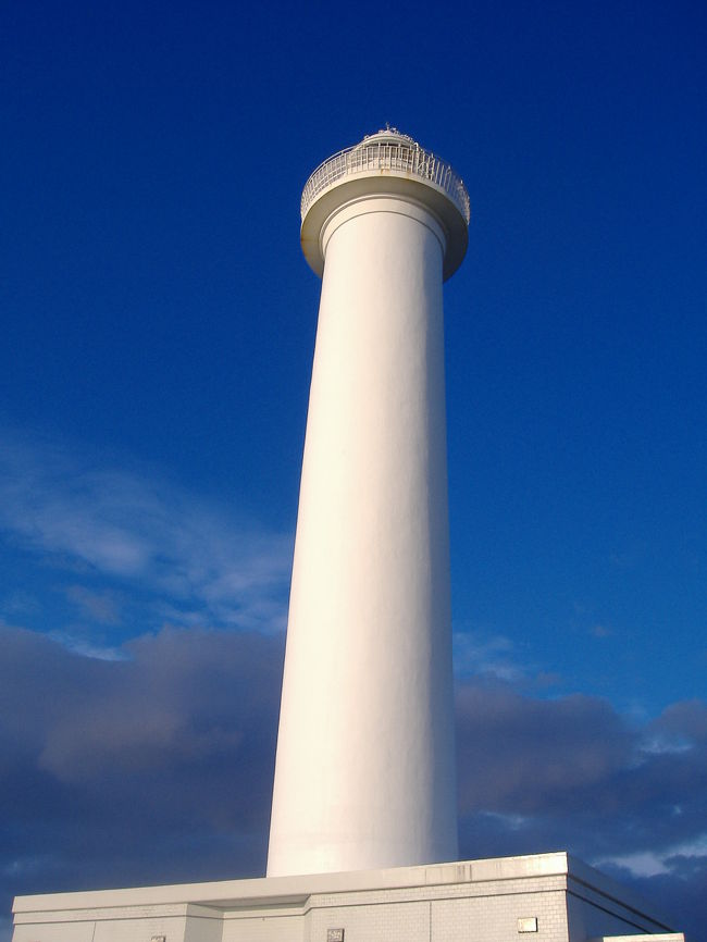 ホテルまで戻った頃、もう日は落ちるところでした。