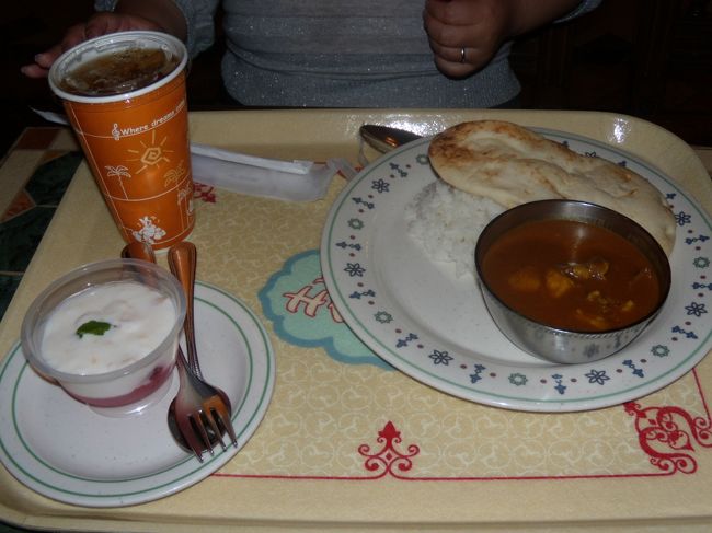 私は甘口のカレー<br /><br />子供味でした。<br /><br />まぁいっか。<br />