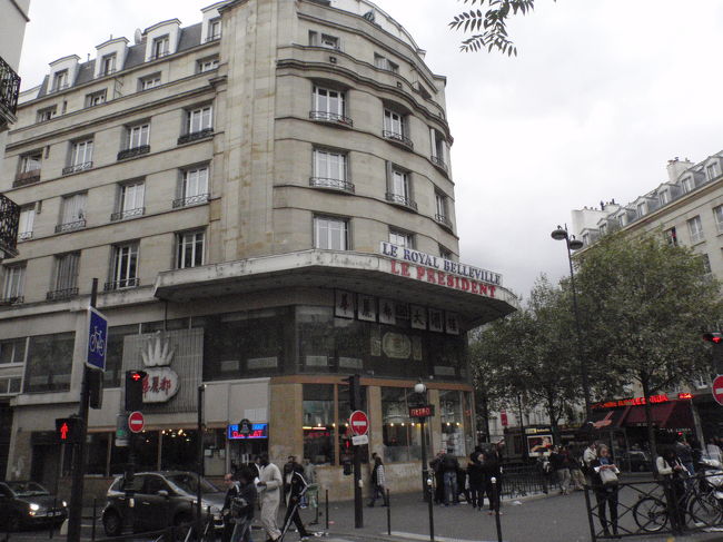 今度は先ほどの中華街と反対側の道を散策します。