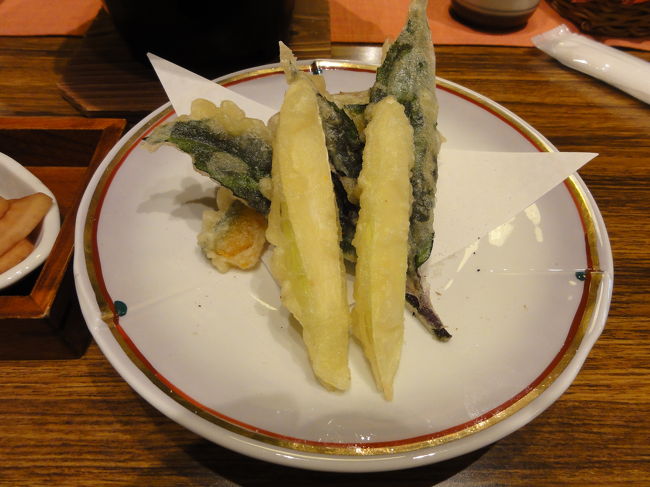 山菜のてんぷら。