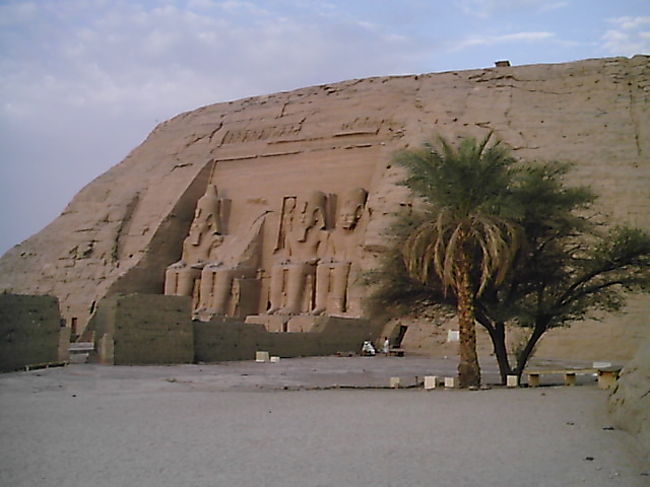 小神殿の方から大神殿を撮影