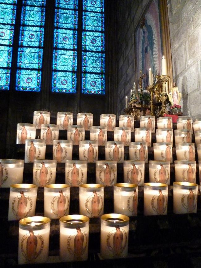 マリア様の蝋燭。