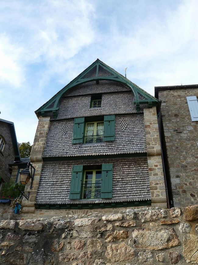 ホテル（ペンション？）も何件かありました。