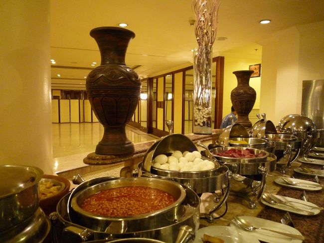 これはシェラトンの朝ごはんです。<br />種類も豊富で楽しめました。<br /><br />最後の朝食を終えたら、いよいよ空港に向けて出発。旅行も終わりです。<br /><br />