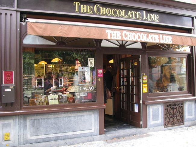 ｢ＤＵＭＯＮ｣の先のブルージュで美味しいと評判のチョコレート屋｢The Chocolate Line｣