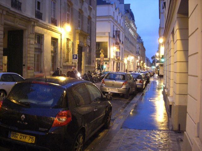 雨降っても路駐しまくりでも美しい街。 