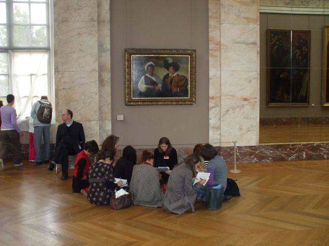 「絵画教室の生徒達」